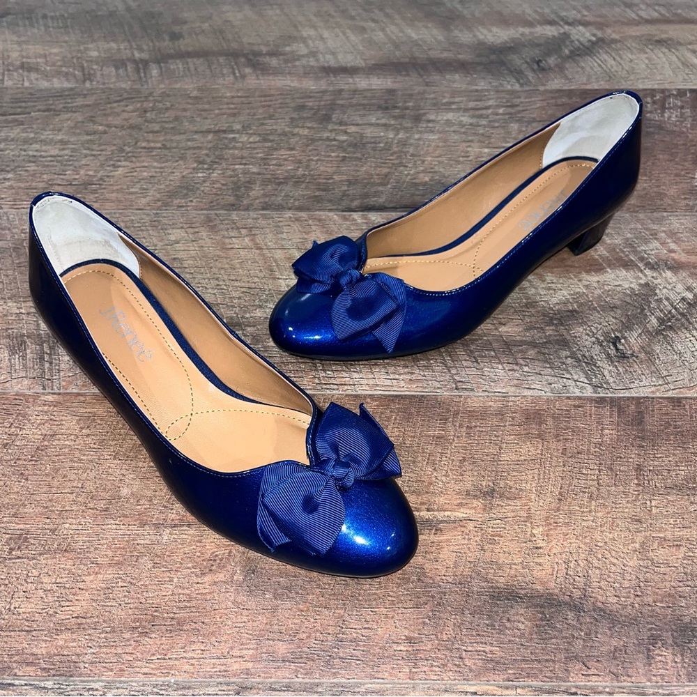 J. Renee Cameo Patent Bow Detail Block Heel Pumps - Picture 3 of 14